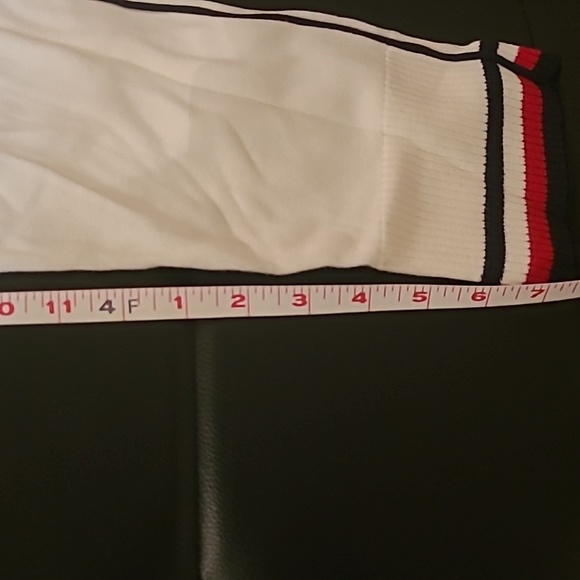 Sweater - Picture 8 of 10